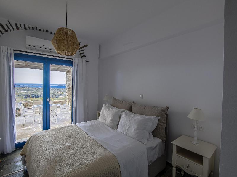 Anthemion Paros A Villas Suites image