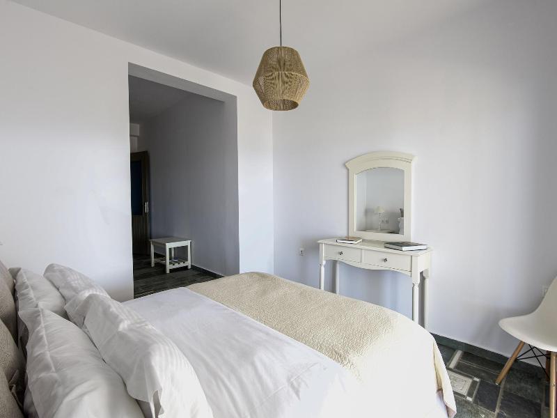 Anthemion Paros A Villas Suites image