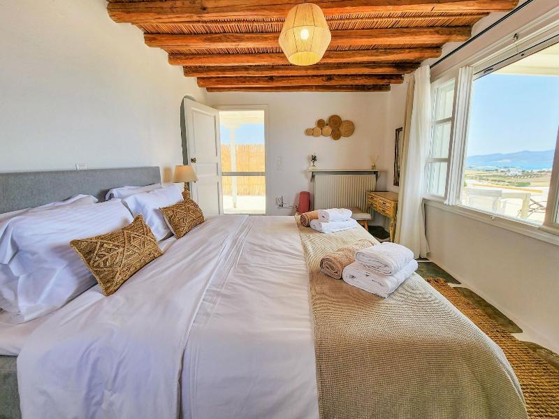 Anthemion Paros A Villas Suites image