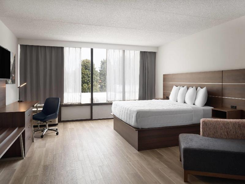 Baymont By Wyndham Williamsburg I-64 image