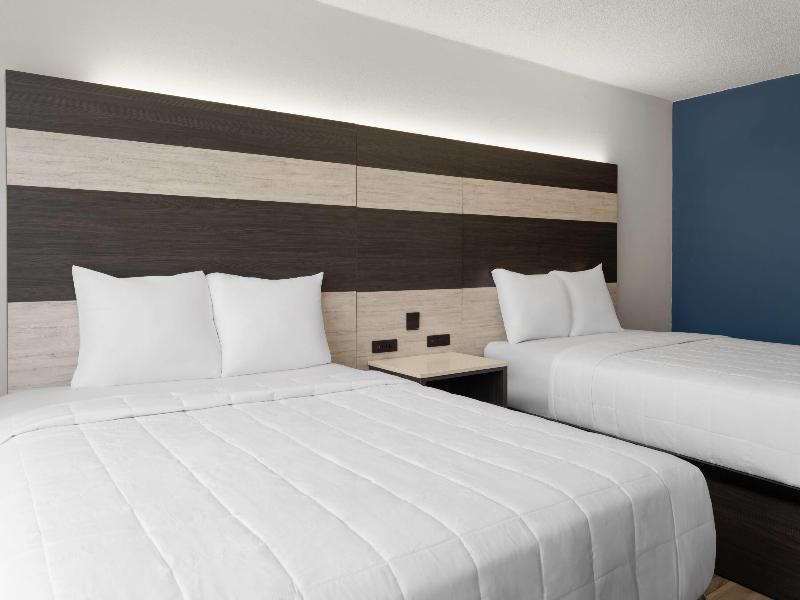 Baymont By Wyndham Williamsburg I-64 image