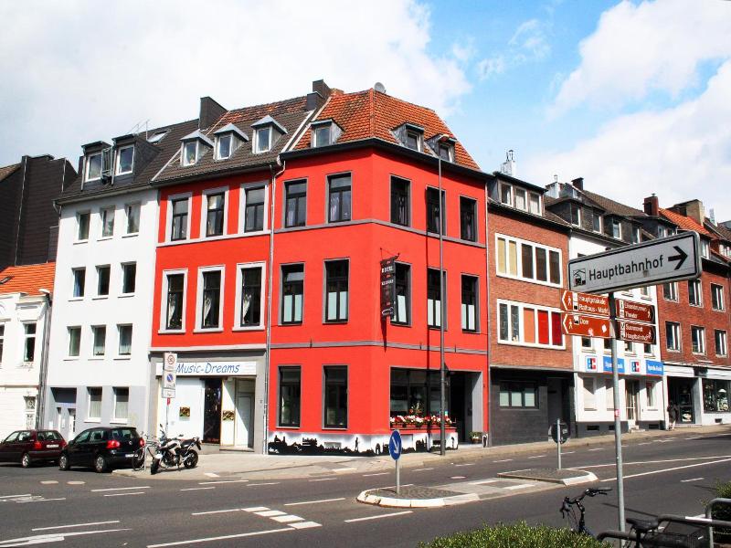 Hotel Klenkes Am Bahnhof image