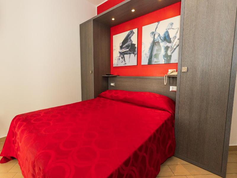 Kiara Residence image