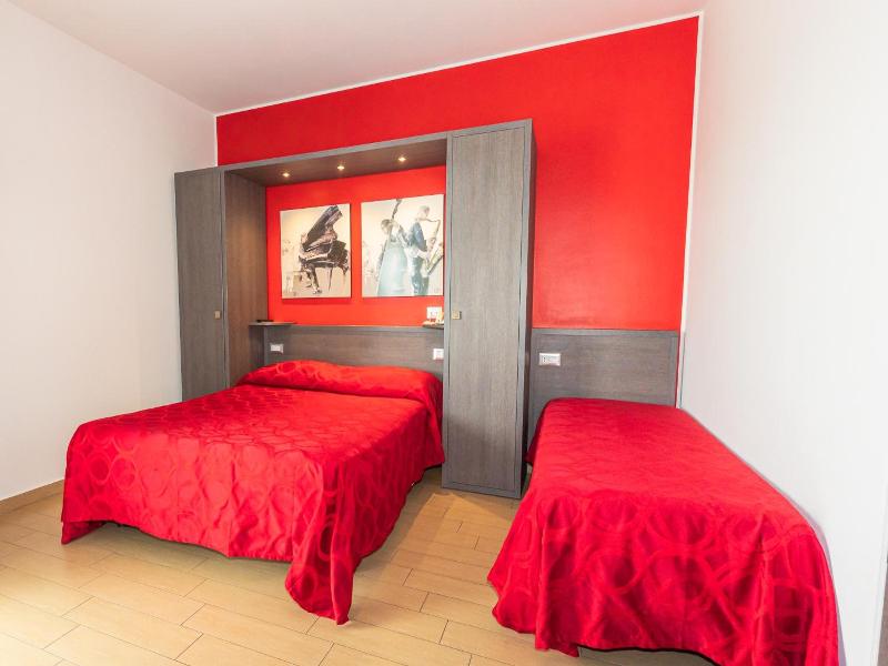 Kiara Residence image