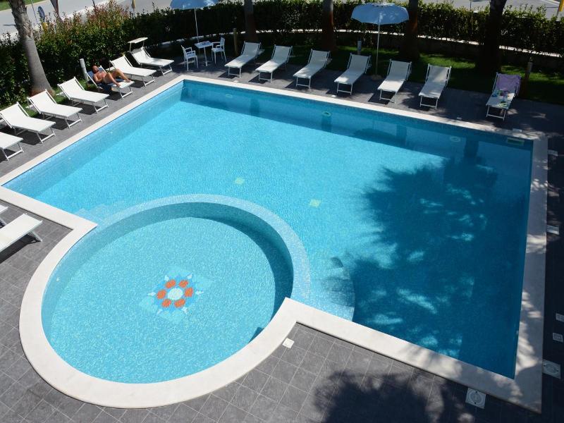 Kiara Residence image