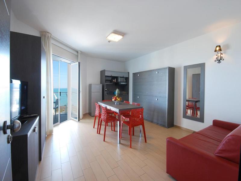 Kiara Residence image