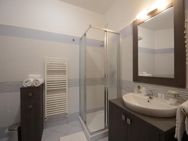 Kiara Residence image