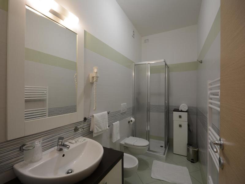Kiara Residence image
