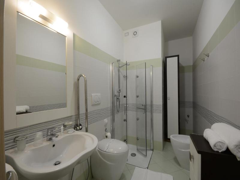 Kiara Residence image