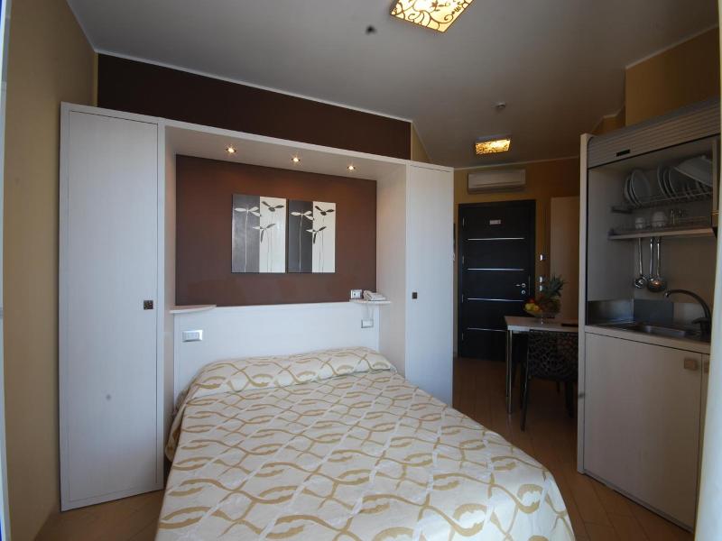 Kiara Residence image
