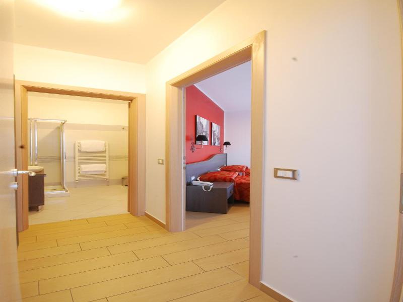 Kiara Residence image