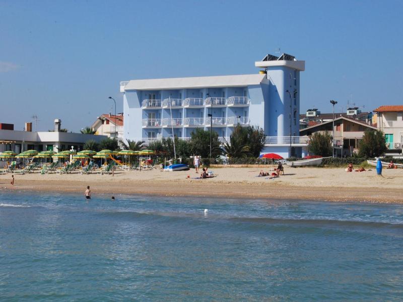 Kiara Residence image