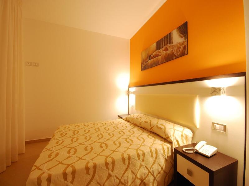 Kiara Residence image