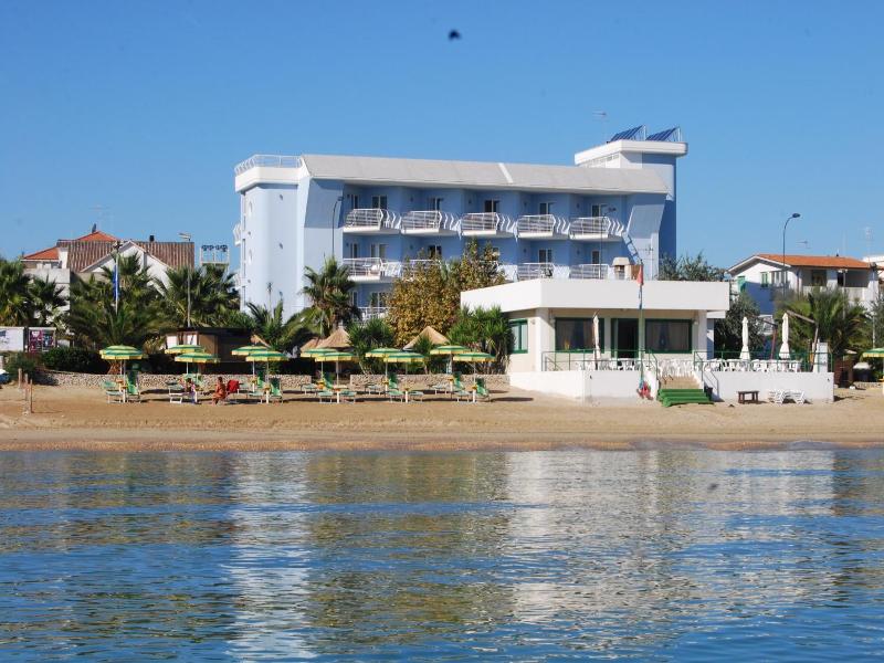 Kiara Residence image