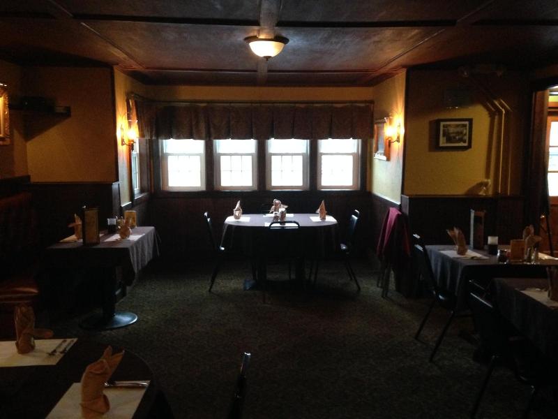 Fred S Inn Restaurant Lodging