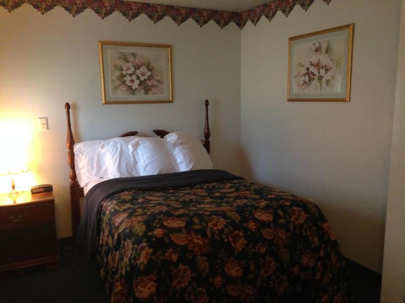 Fred S Inn Restaurant Lodging