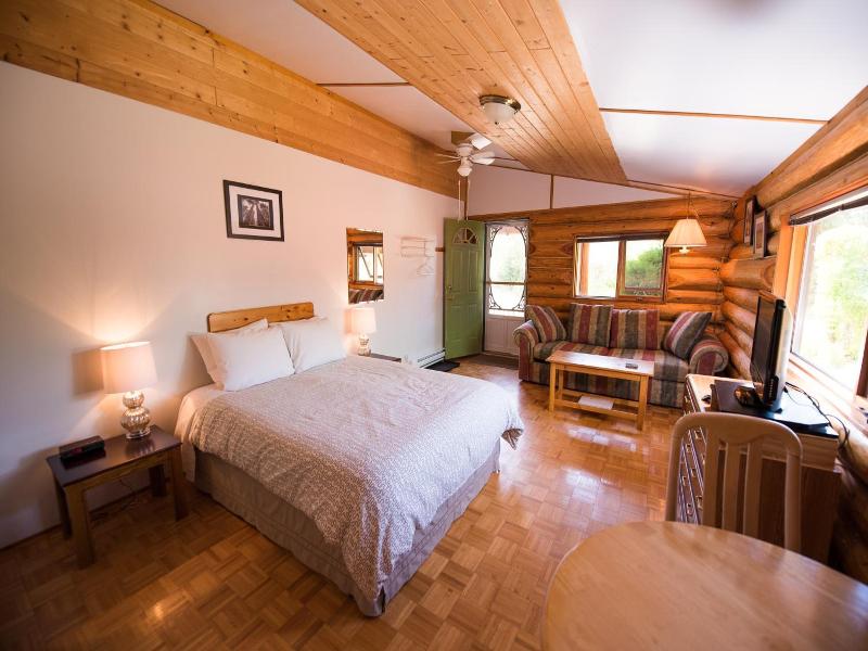 Cedar Haven Cabins And Resort