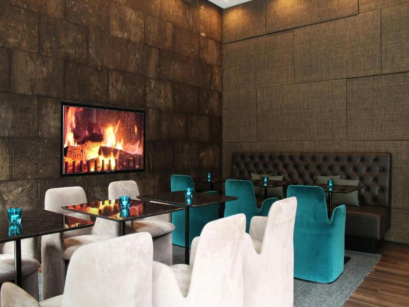 Motel One Manchester Piccadilly image