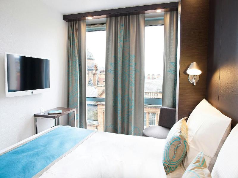 Motel One Manchester Piccadilly image