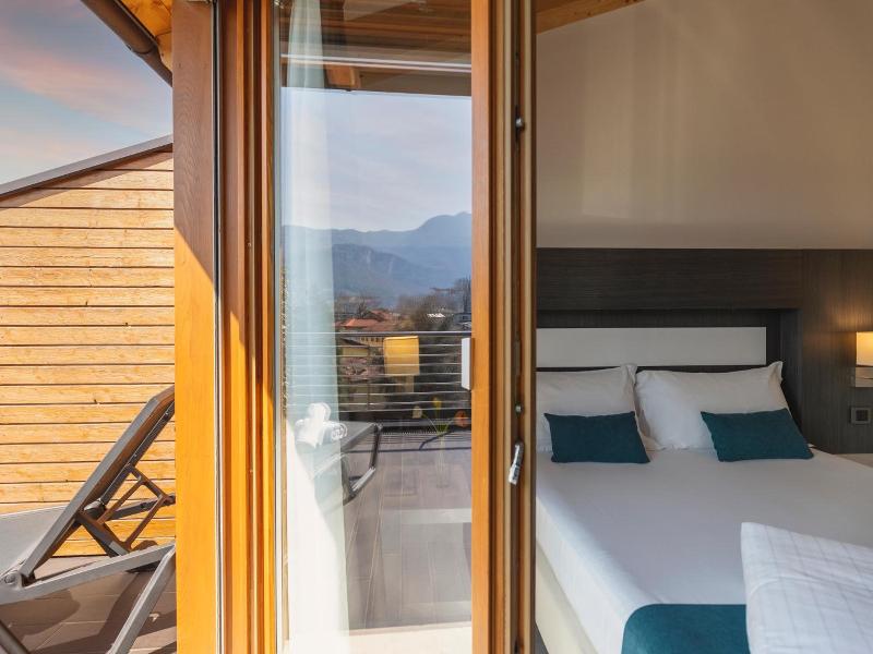 Hi Hotels image