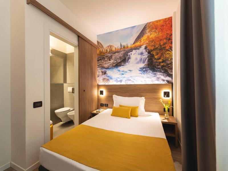 Hi Hotels image