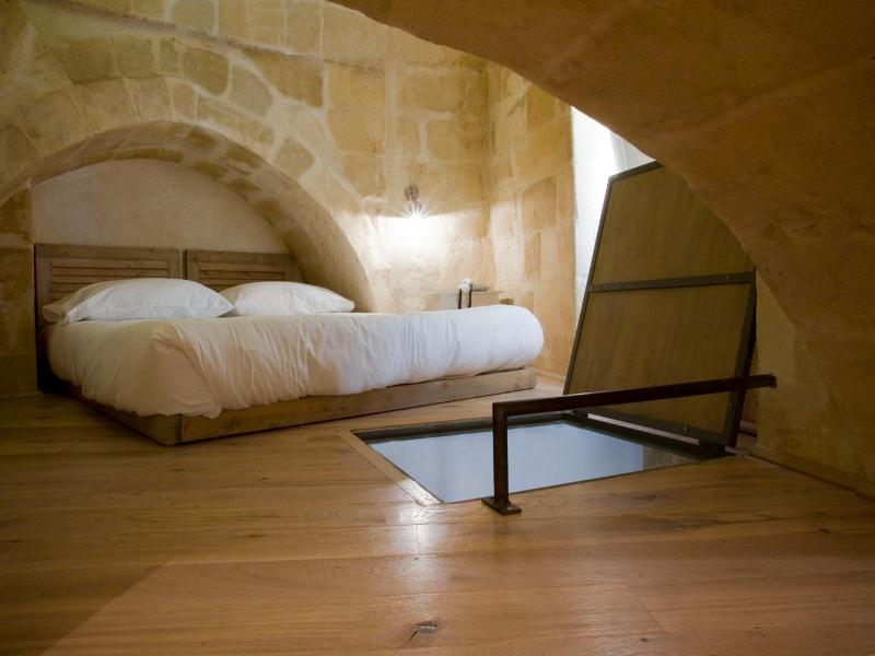 L Hotel In Pietra image