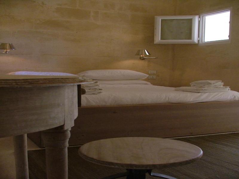 L Hotel In Pietra image