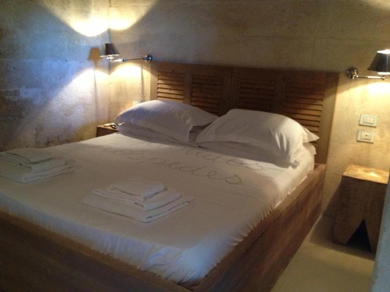 L Hotel In Pietra image