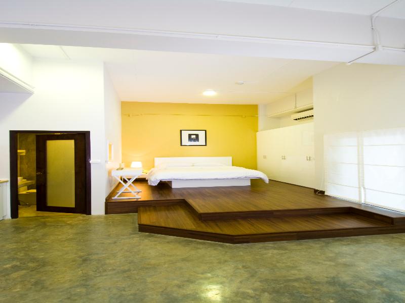T Series Place(formerly 212 Serviced Apartment) image