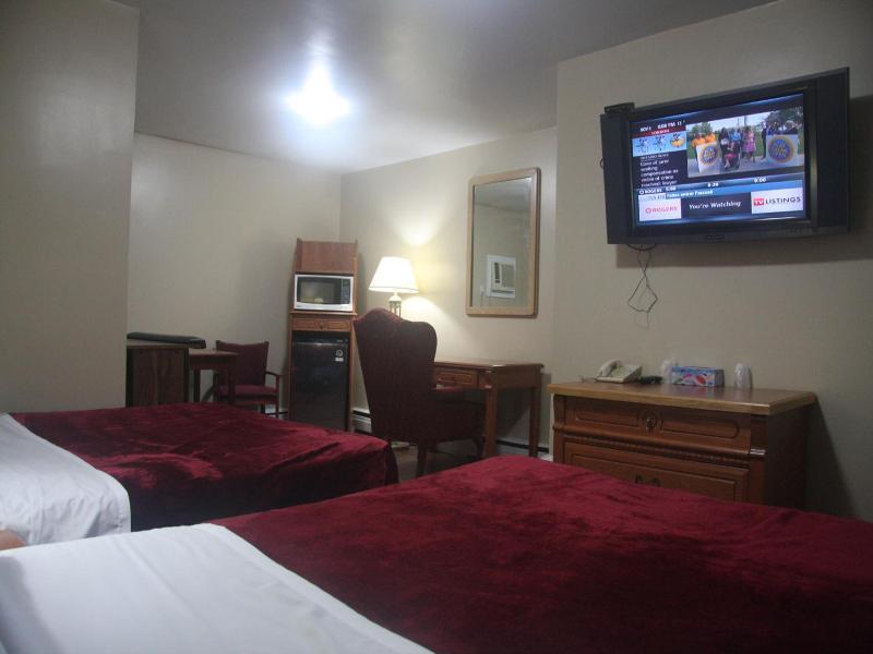 American Plaza Motel image