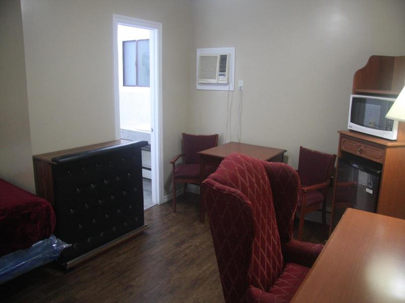 American Plaza Motel image