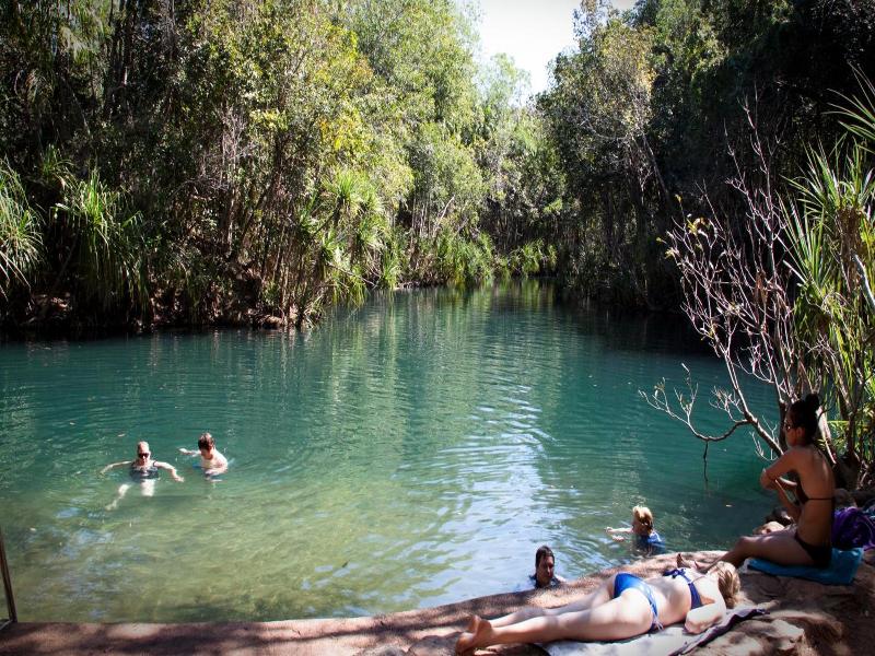 Aaok Lakes Resort Caravan Park image