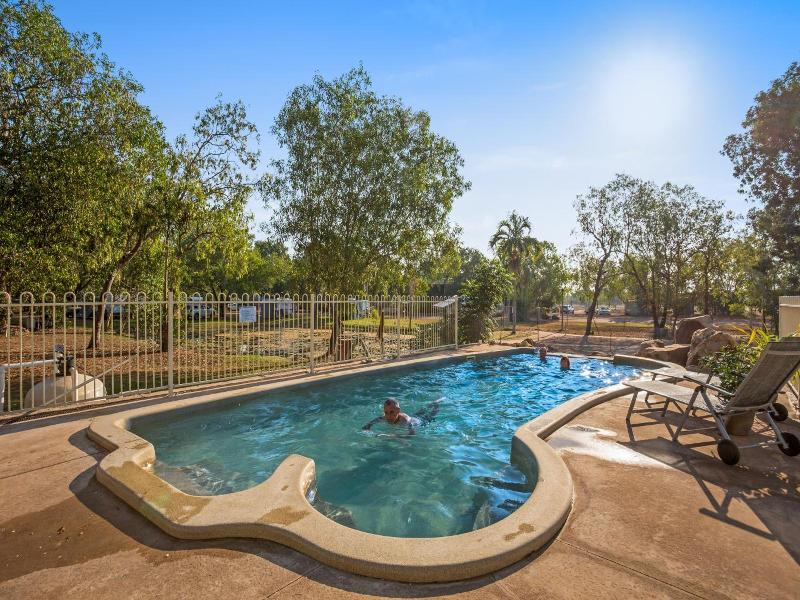 Aaok Lakes Resort Caravan Park image
