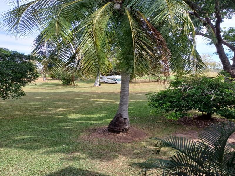 Aaok Lakes Resort Caravan Park image