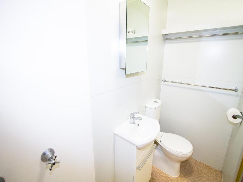 Aaok Lakes Resort Caravan Park image