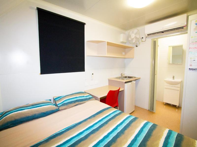 Aaok Lakes Resort Caravan Park image