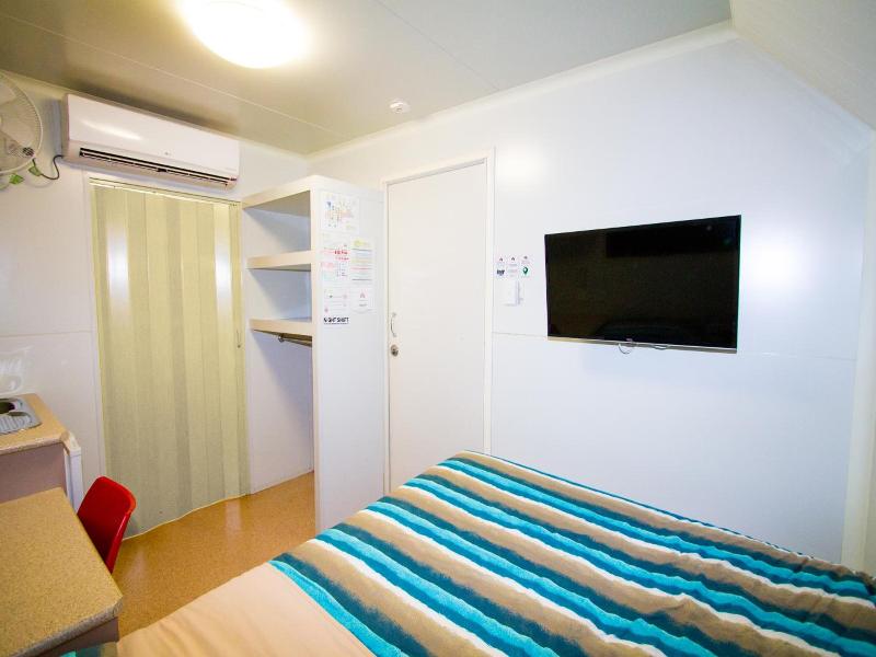 Aaok Lakes Resort Caravan Park image