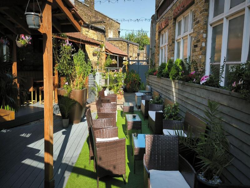 The Kilburn Arms image