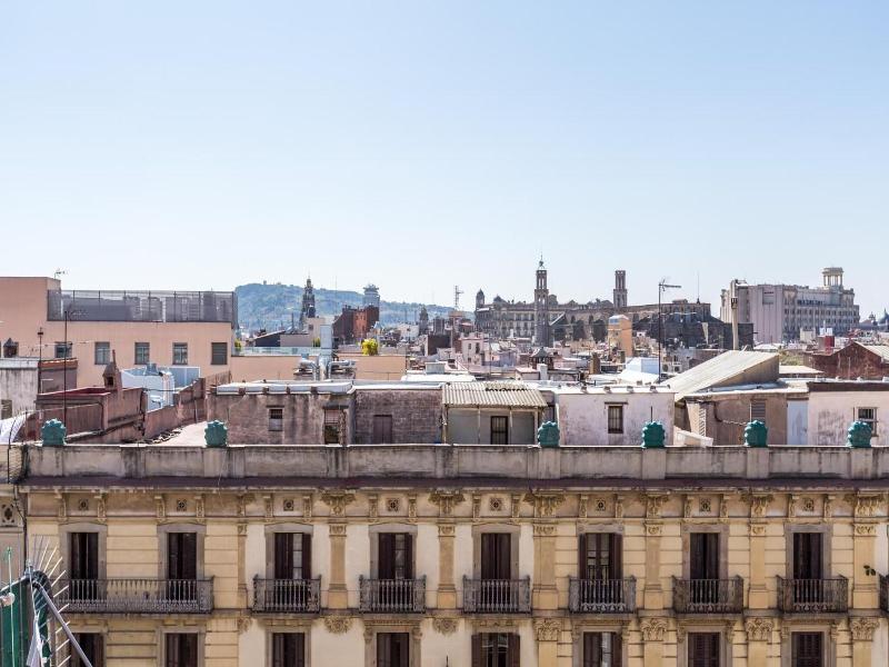 El Born Guest House By Casa Consell image