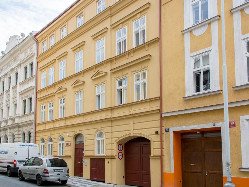 Limes Apartments image