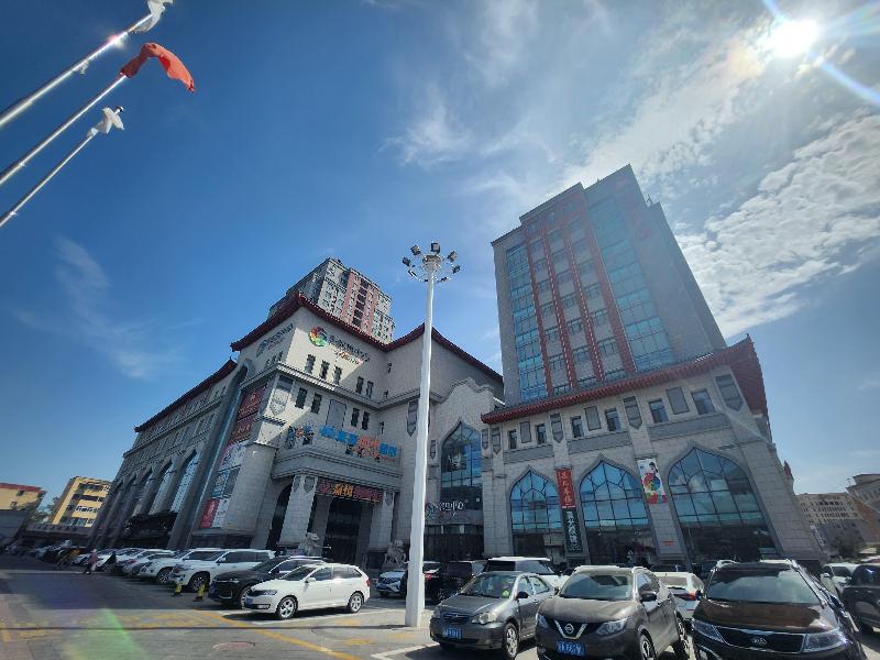 Ibis Hotel Changji Jianshe Road Snack Street Bran image
