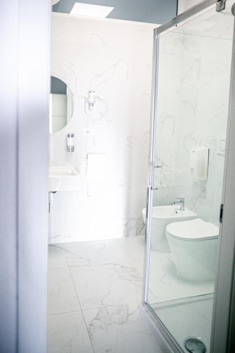 B B Best Hostel Milano Adults Only image