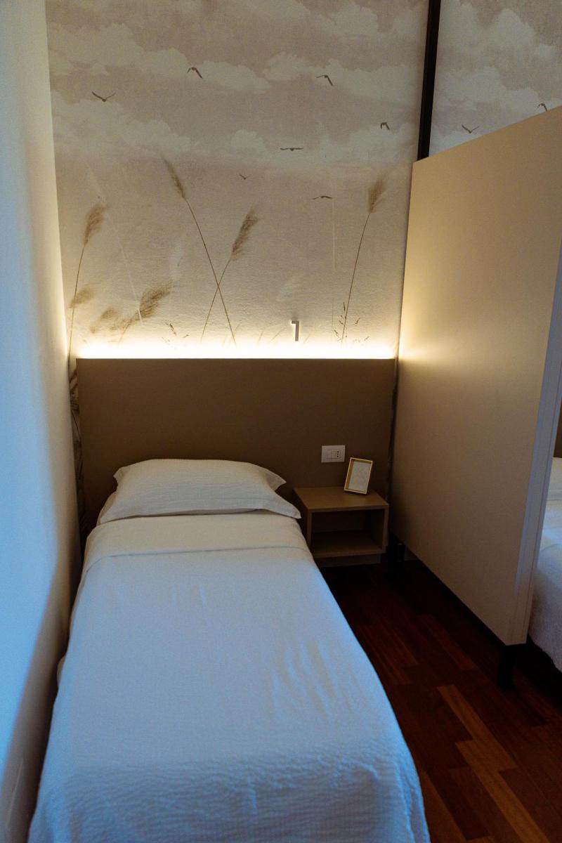 B B Best Hostel Milano Adults Only image