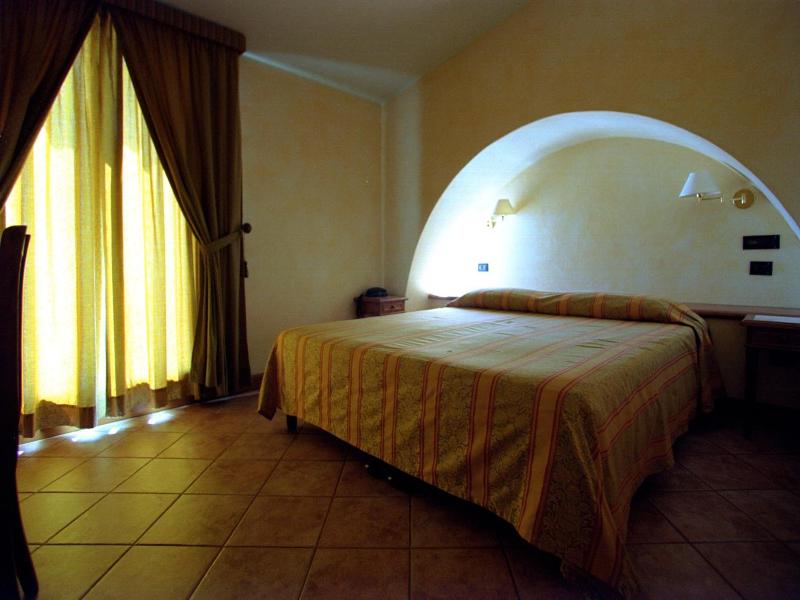 Hotel Belvedere Paradise Club Center image