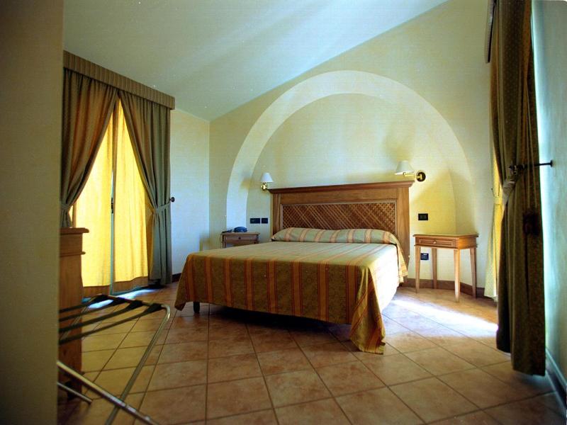 Hotel Belvedere Paradise Club Center image
