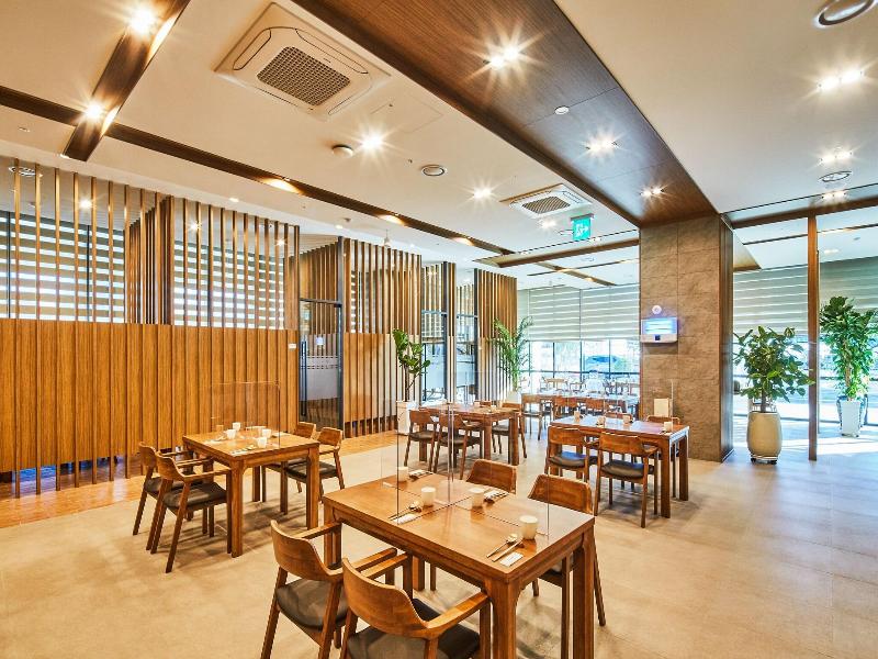 Hotel Arina image
