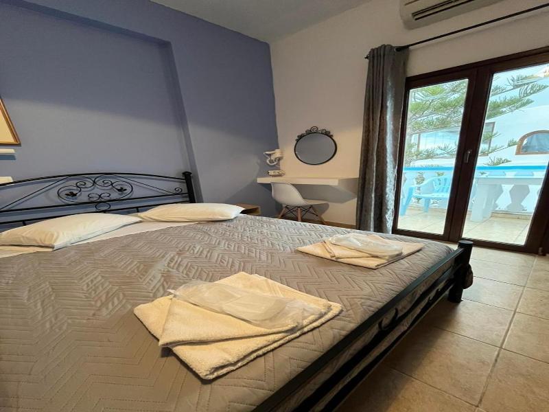 Stella Nomikou Apartments image