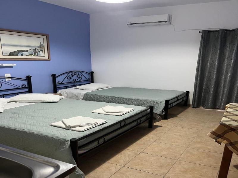 Stella Nomikou Apartments image