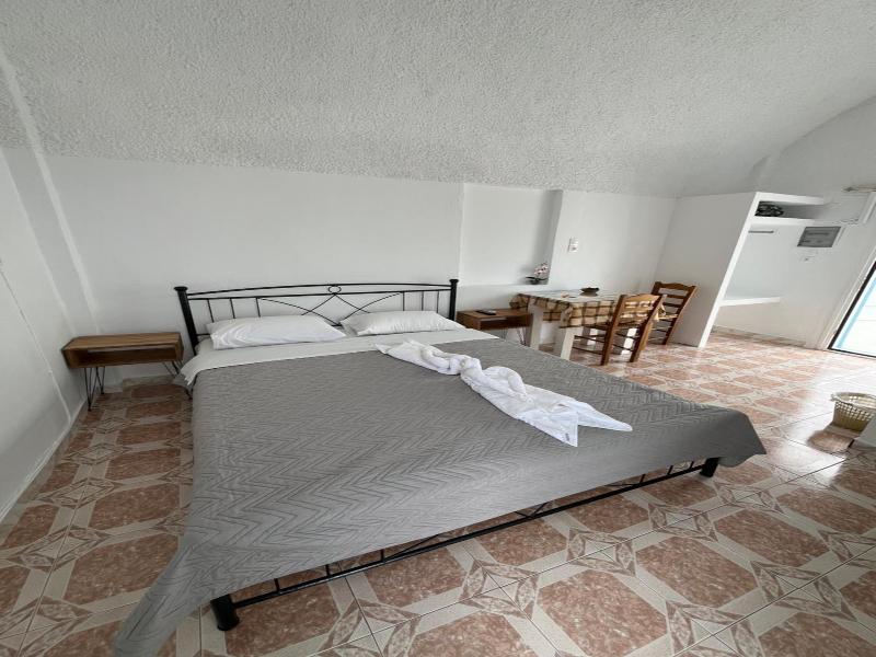 Stella Nomikou Apartments image