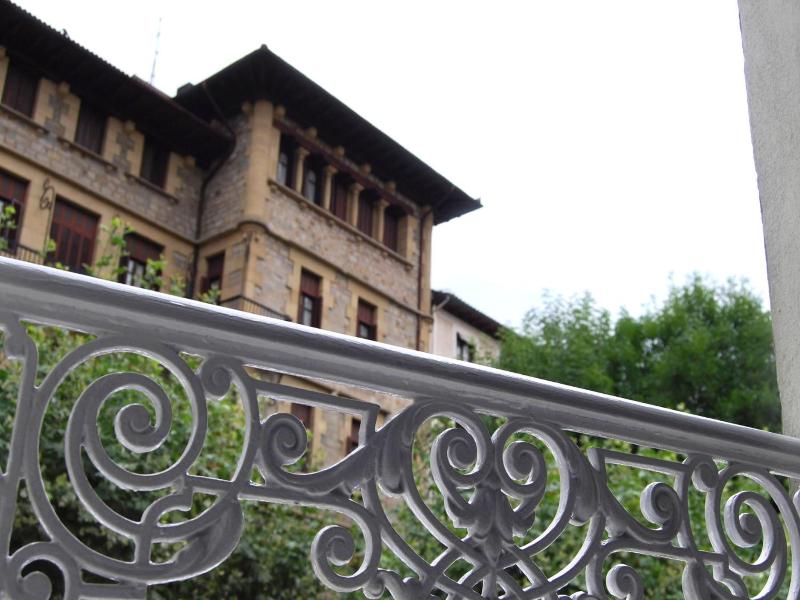 Hotel Arrasate image